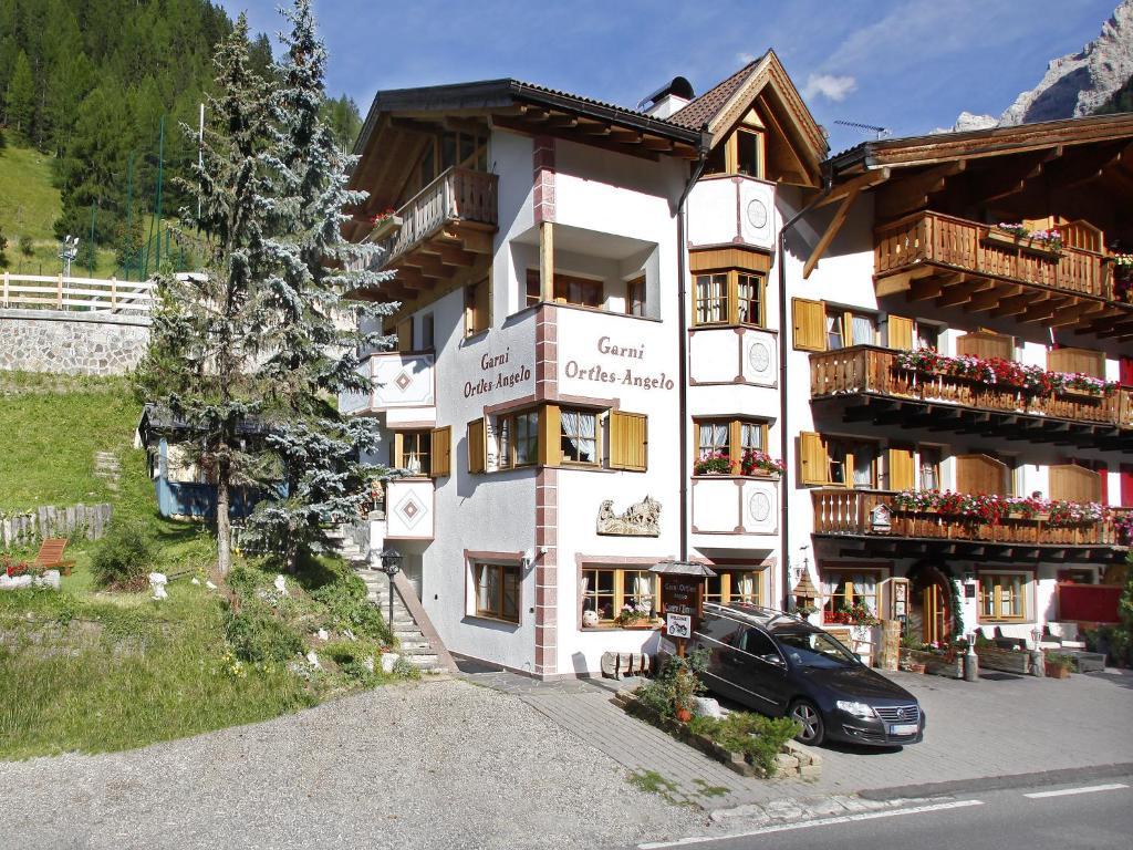 Garni Ortles Hotel Selva di Val Gardena Luaran gambar